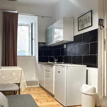 Ankica - Old Town Centre Apartment *